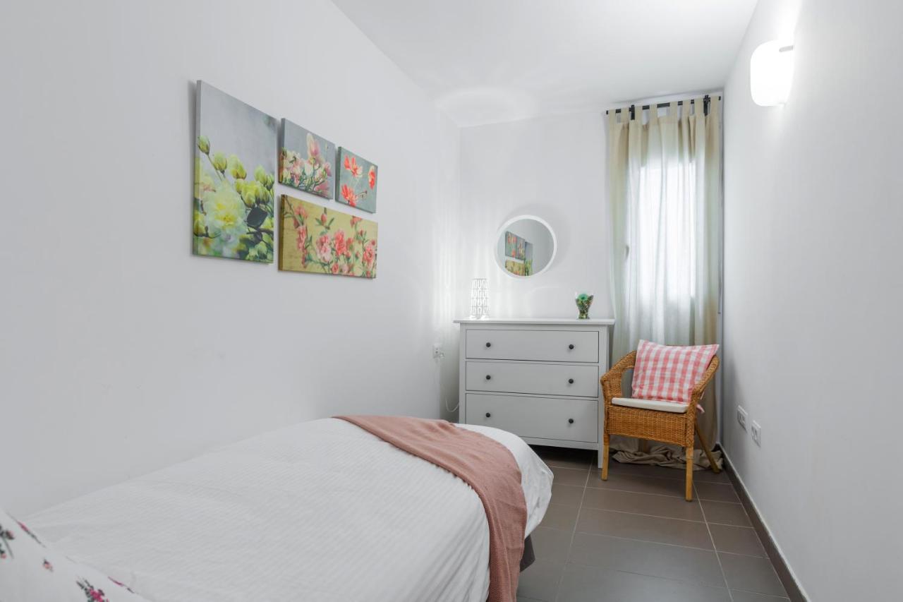 Apartamentos Cornellalux 2 Cornellà de Llobregat Zewnętrze zdjęcie