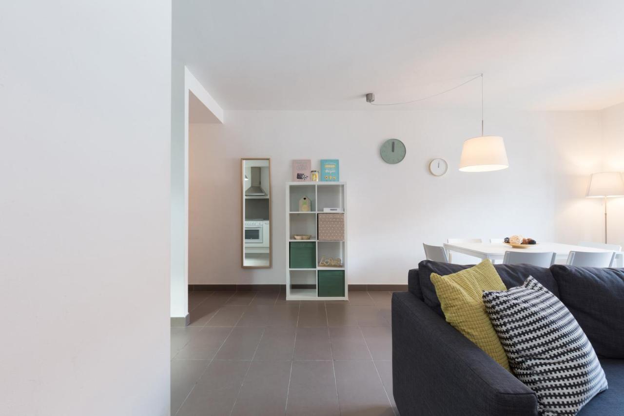 Apartamentos Cornellalux 2 Cornellà de Llobregat Zewnętrze zdjęcie
