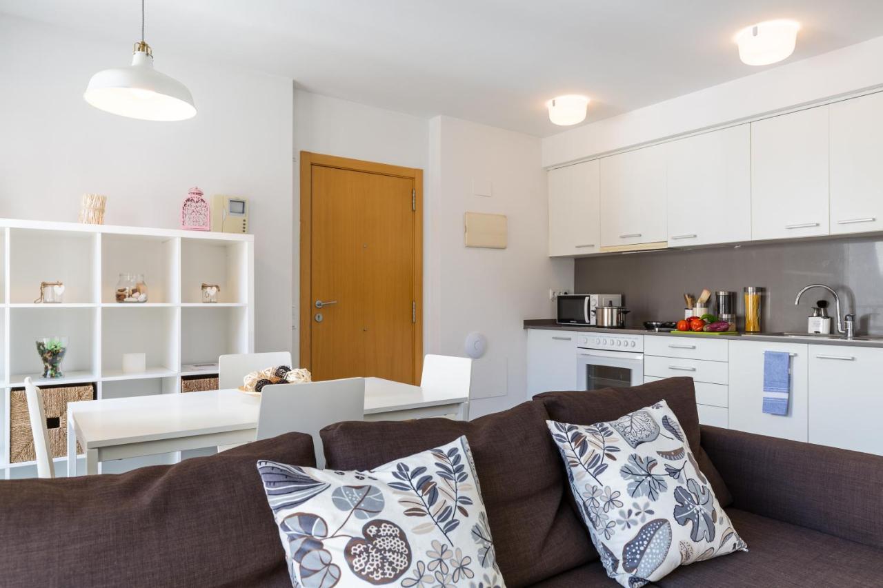 Apartamentos Cornellalux 2 Cornellà de Llobregat Zewnętrze zdjęcie