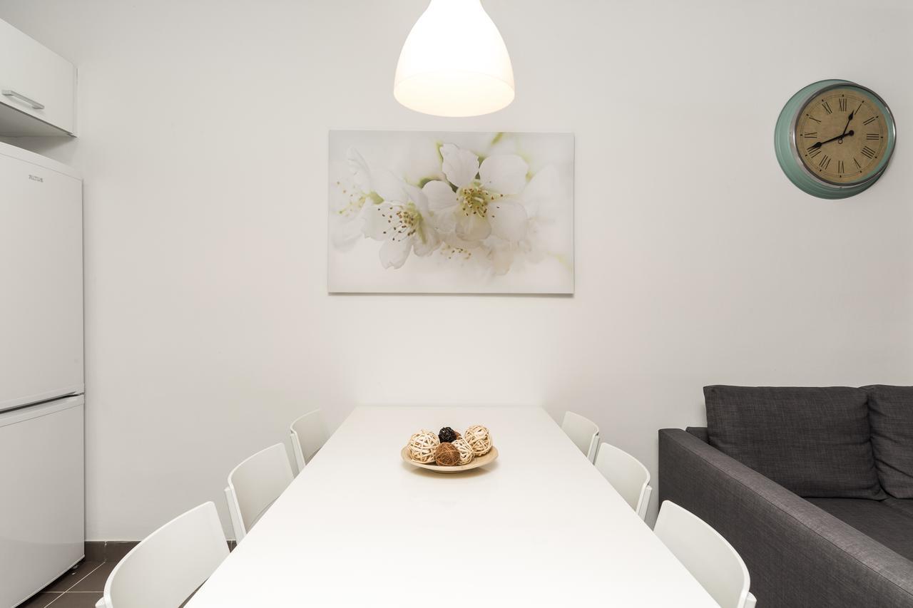 Apartamentos Cornellalux 2 Cornellà de Llobregat Zewnętrze zdjęcie