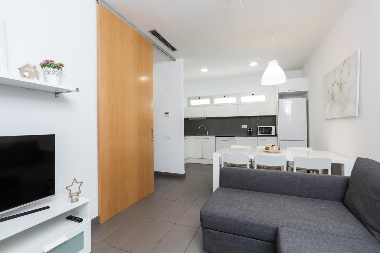Apartamentos Cornellalux 2 Cornellà de Llobregat Zewnętrze zdjęcie